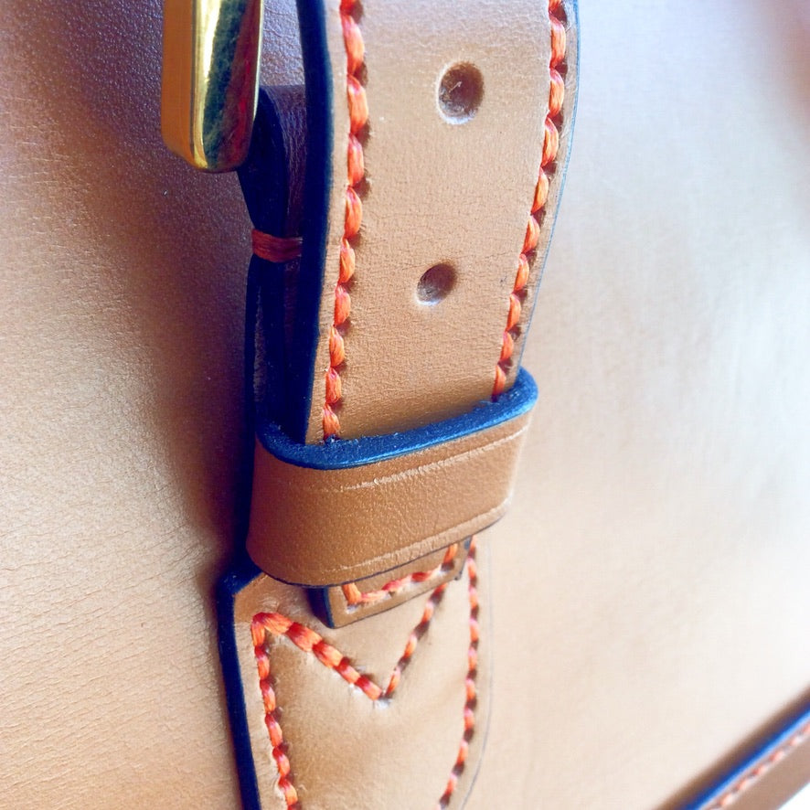 Mochila vintage hecha a mano